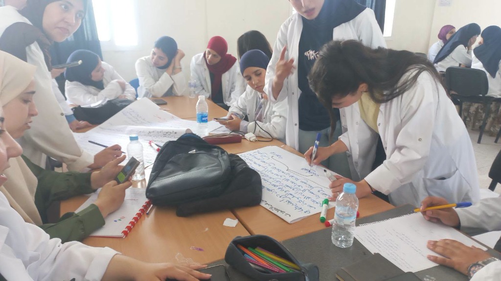 Encadrement pédagogique et échanges interactifs avec les stagiaires